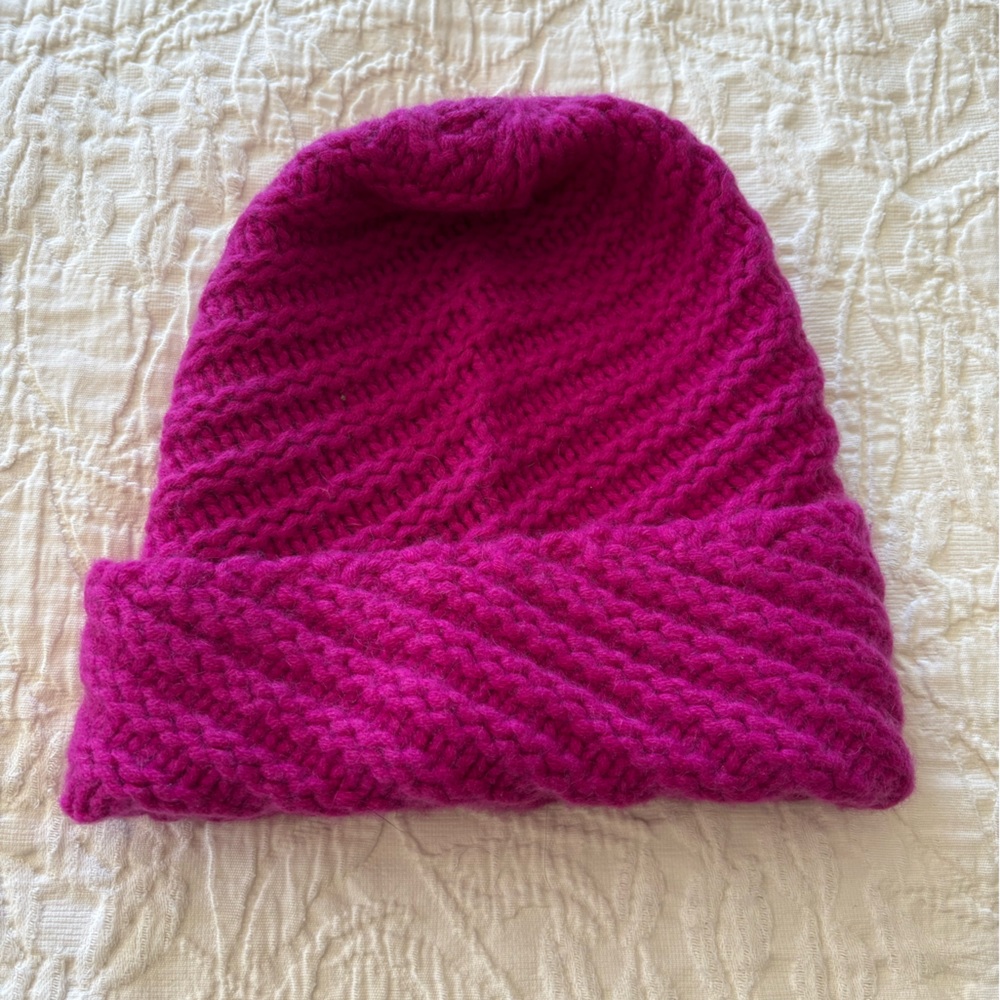 Anthropologie cashmere Fuchsia Knit Beanie